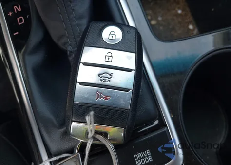 2019 Kia Optima Ex z USA, uszkodzony, nr VIN 5XXGU4L18KG327553